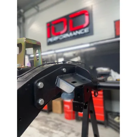 Łapy silnika ramy IOD Performance Nissan Patrol LS / LQ Y60 / Y61