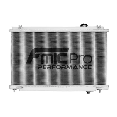 Chłodnica wody FMIC.Pro Nissan 350Z 03-06