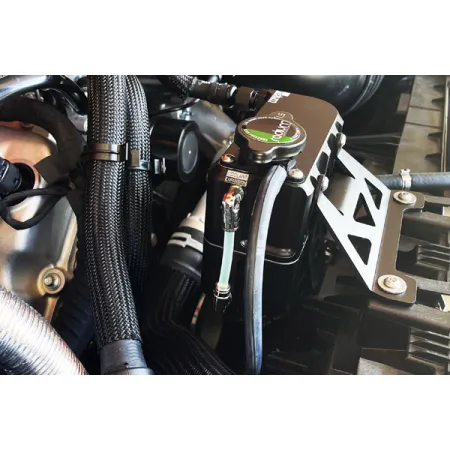 Coolant Tank Kit Ford Mustang 2011-14 Radium Engineering