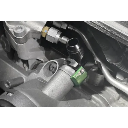 Szybkozłączka V2 19 mm męska do AN10 męska 90 stopni Radium Engineering