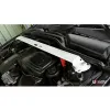 Rozpórka przednia (Front Upper Strut Bar)(3002) Ultra Racing BMW 5 E60 (535i) 3.5TT 2WD 07-10