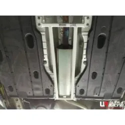 Rozpórka środkowa (Mid Lower Brace) (3105) Ultra Racing Skoda Octavia (MK3/TYP 5E) 2.0TSI 2WD 12+