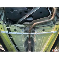 Rozpórka środkowa (Mid Lower Brace) (4011) Ultra Racing Suzuki Swift Sport (A2L414) 1.4 2WD 17+