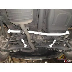 Rozpórka tylna dolna (Rear Lower Bar) (3530P) Ultra Racing Toyota Vanguard (XA30) 2.0 2WD 05-12