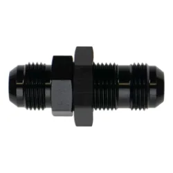 Przelotowy adapter prosty 10AN męski Flare z nakrętką DeatschWerks