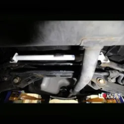 Rozpórka tylna dolna (Rear Lower Bar) 2285 Ultra Racing Kia Sportage 10+ 2.0D