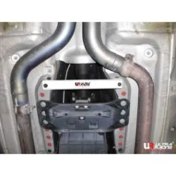 Rozpórka środkowa (Mid Lower Bar) 1824 Ultra Racing Mercedes C-Class/ AMG 07+ W204