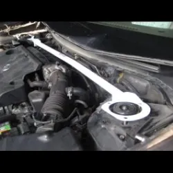 Rozpórka przednia (Front Upper Strut Bar)Ultra Racing Nissan Murano 2WD 02-06