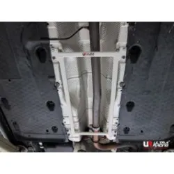 Rozpórka środkowa (Mid Lower Brace) Ultra Racing VW Golf 5/6 GTI/Jetta 05-10/Scirocco