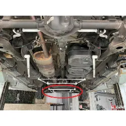 Rozpórka przednia dolna (Front Lower Brace) (4169) Ultra Racing Maxus G10 2.0T 2WD 04-08