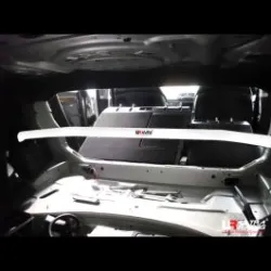 Rozpórka tylna górna (Rear Upper Strut Bar) Ultra Racing Mercedes E 03-06 / CLS 350 04-10
