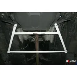 Rozpórka środkowa (Mid Lower Brace) (3237) Ultra Racing Hyundai Tucson (TL) 1.7D/2.0D 2WD 16-21