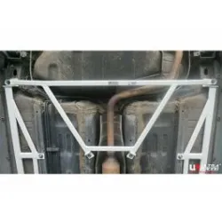 Rozpórka tylna dolna (Rear Lower Bar) (212) Ultra Racing Toyota BB (XP30) 1.5 2WD 00-01/Vios 1.5 02-07