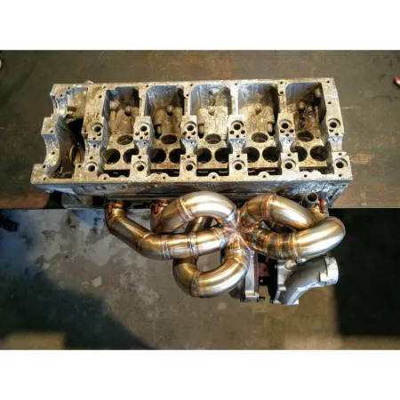 Kolektor wydechowy T5 2.5 TDI