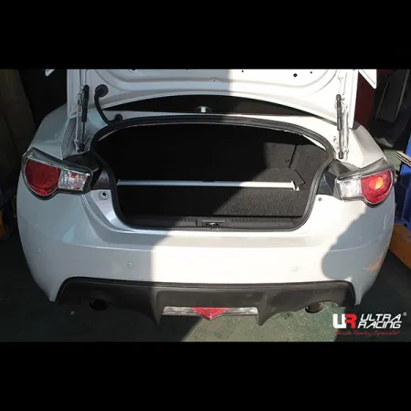 Rozpórka tylna górna (Rear Upper Strut Bar) 2481 Ultra Racing Subaru BRZ/ Toyota GT86