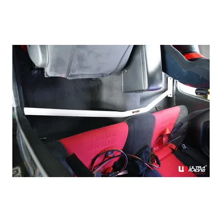 Rozpórka wewnętrzna (Room Bar) 1393 Ultra Racing Nissan Skyline GTR R33