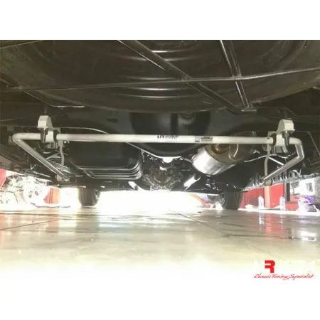 Stabilizator zawieszenia tylny 22mm Ultra Racing for Toyota Commuter 2.5D 04+/Hiace 3.0 04-1