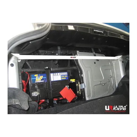 Rozpórka tylna górna (Rear Upper Strut Bar) Ultra Racing BMW Z4 E85 02+