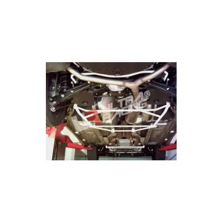 Rozpórka tylna (Rear Brace) 172 Ultra Racing Lexus IS250/350 +GS300/GS350