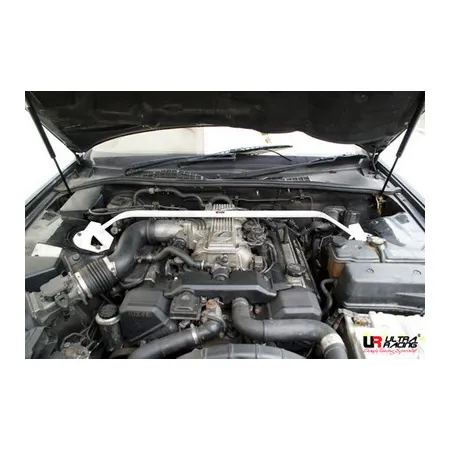 Rozpórka przednia (Front Upper Strut Bar)Ultra Racing Lexus LS 400 89-94