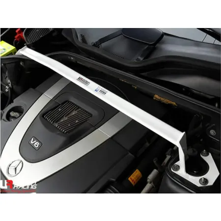 Rozpórka przednia (Front Upper Strut Bar)Ultra Racing Mercedes ML 3.5 W164 LHD 05-11