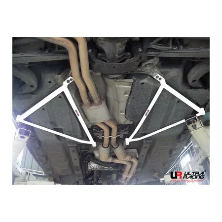 Rozpórka tylna boczna (Rear/Side Bars) Ultra Racing for BMW E83 X3 2.5 03+