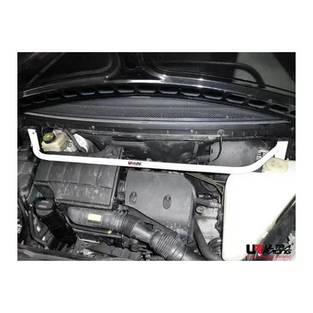 Rozpórka przednia (Front Upper Strut Bar)Ultra Racing Mercedes A-Class 97-05 A160 1.6