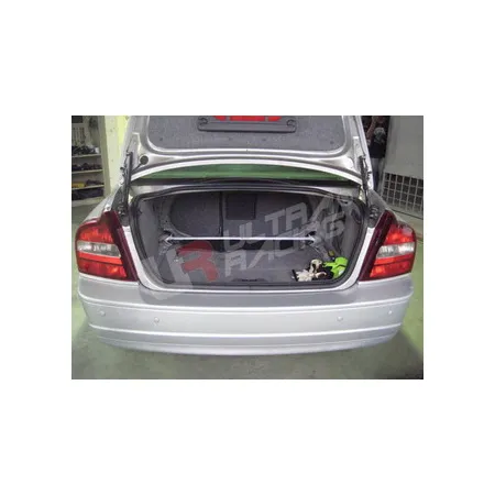 Rozpórka tylna górna (Rear Upper Strut Bar) Ultra Racing Volvo S80