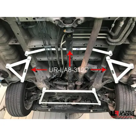 Rozpórka przednia (Front Upper Strut Bar)(319P) Ultra Racing Toyota Alphard (AH10) 2.4/3.0 2WD/4WD 02-08