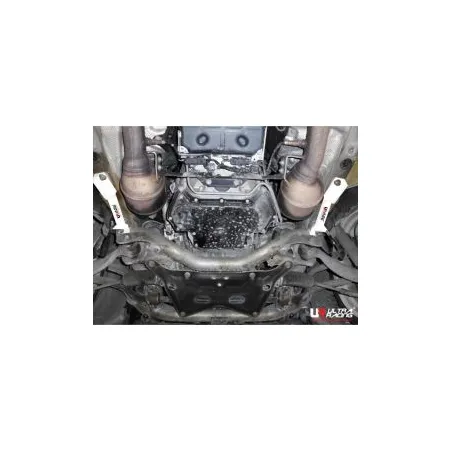 Rozpórka przednia boczna (Front Side Bar) Ultra Racing for Mercedes C-Class/ AMG 07+ W204