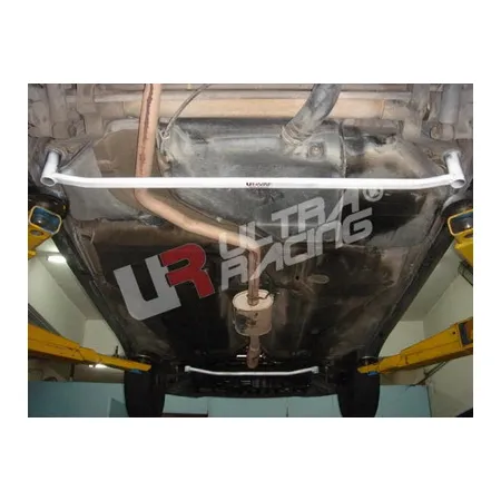 Rozpórka tylna dolna (Rear Lower Tiebar) Ultra Racing Peugeot 405