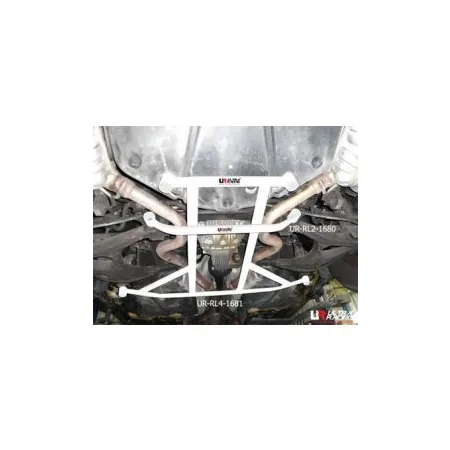 Rozpórka tylna dolna (Rear Lower Tiebar) Ultra Racing Mercedes R-Class W251/W350 07+ 3.5