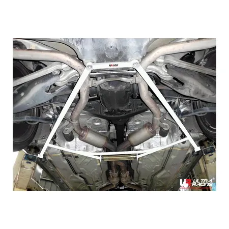 Rozpórka tylna dolna (Rear Lower Brace) Ultra Racing Mercedes SL 350 02-11