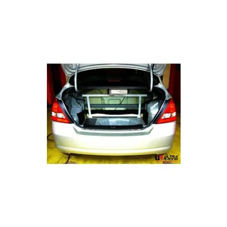 Rozpórka tylna górna (Rear Upper Strut Bar) (236) Ultra Racing Nissan Latio/Tiida (C11) 1.8 2WD Sedan 04-18