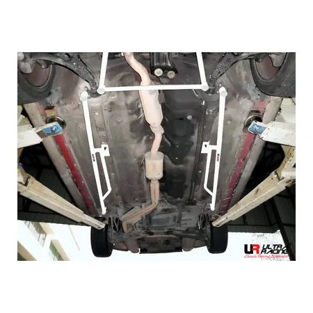 Rozpórka podłogi (Floor Bars) 1584 Ultra Racing Hyundai Coupe 96-99