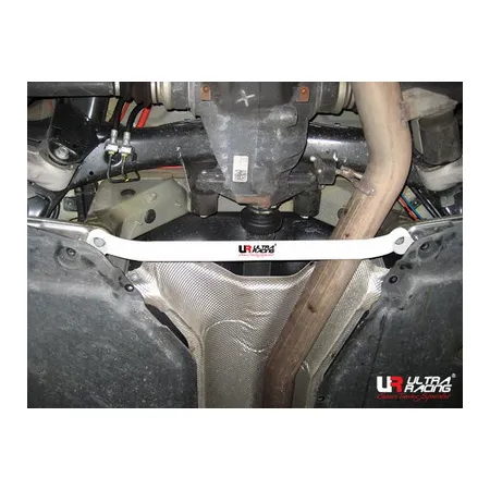 Rozpórka tylna dolna (Rear Lower Tiebar) Ultra Racing BMW E70 X5 3.0 06+
