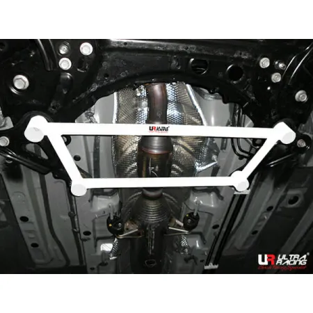 Rozpórka przednia dolna (Front Lower Brace) (2353) Ultra Racing Scion TC 2.5 2WD 11-14/Scion TC FL 2.5 14-16/Scion XB 1.5 08-15