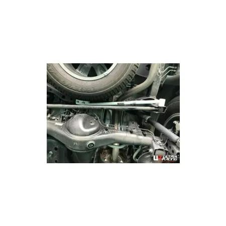 Rozpórka tylna dolna (Rear Lower Bar) (3365) Ultra Racing Toyota Fortuner (AN150) 2.4D/2.7/2.8D 4WD 15-19
