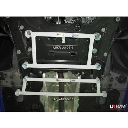Rozpórka środkowa (Mid Lower Brace) (3617) Ultra Racing Renault Samsung SM6 1.6 2WD 16+