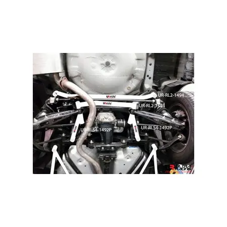 Rozpórka tylna dolna (Rear Lower Bar) Ultra Racing Subaru Impreza WRX 4D 11+