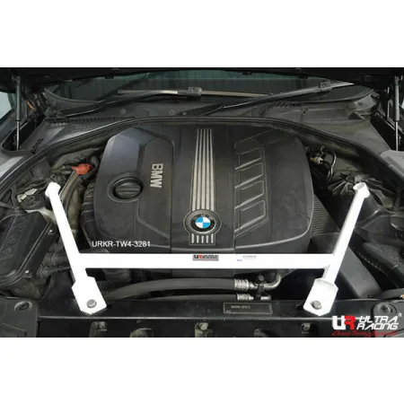 Rozpórka przednia (Front Upper Strut Bar)Ultra Racing BMW 520 2.0D F11 10+