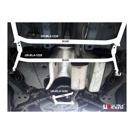 Rozpórka tylna (Rear L Brace) 1229 Ultra Racing Nissan X Trail 2.0 08+