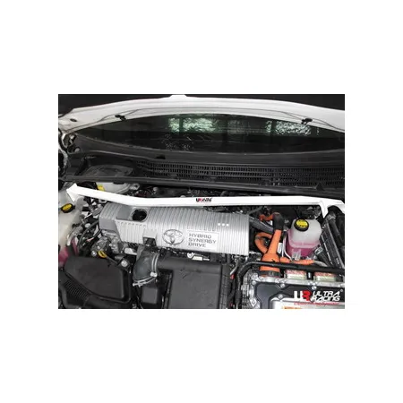 Rozpórka przednia (Front Upper Strut Bar)Ultra Racing Toyota Prius XW30 10+