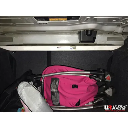 Rozpórka tylna górna (Rear Upper Strut Bar) (3001) Ultra Racing Volkswagen Polo Sedan (A05) 1.6 MPI 2WD 10+