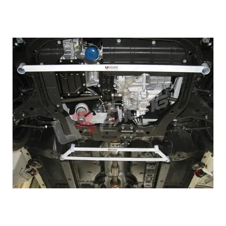 Rozpórka przednia dolna (Front Lower Tiebar) 757 Ultra Racing Kia Forte/Ceed/Koup 06-11