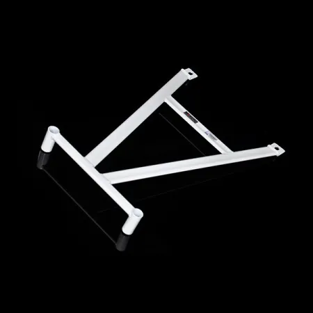 Rozpórka przednia dolna (Front Lower Brace) 2611 Ultra Racing Mercedes CLS 350 W219 04-10