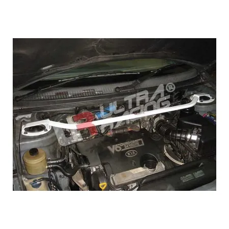 Rozpórka przednia (Front Upper Strut Bar)Ultra Racing Kia Carnival 98-05