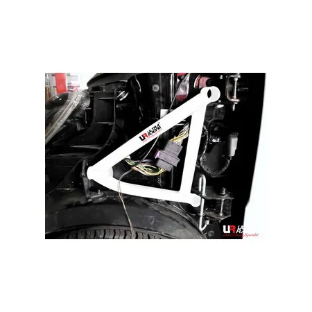 Rozpórka przedniego kielicha (Fender Brackets) Ultra Racing Smart Fortwo 451 07+