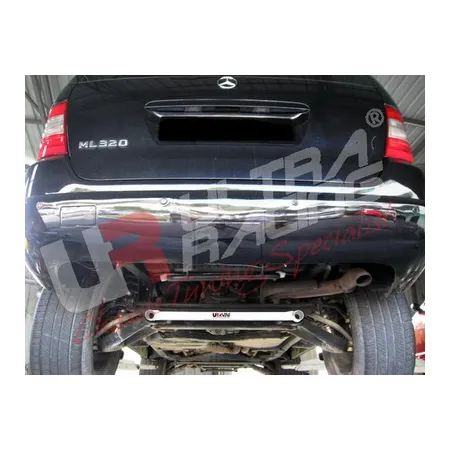 Rozpórka tylna dolna (Rear Lower Tiebar) Ultra Racing Mercedes ML 320 97-05