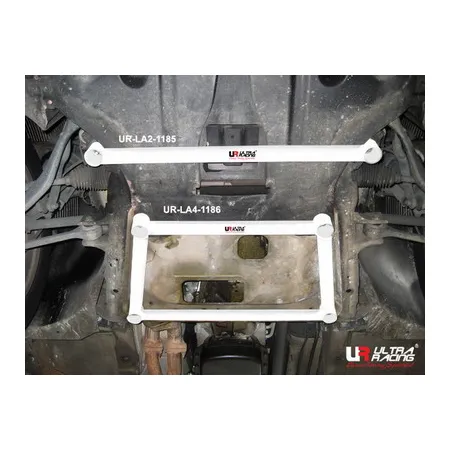 Rozpórka przednia (Front H-Brace) 1186 Ultra Racing BMW E83 X3 2.5 03+